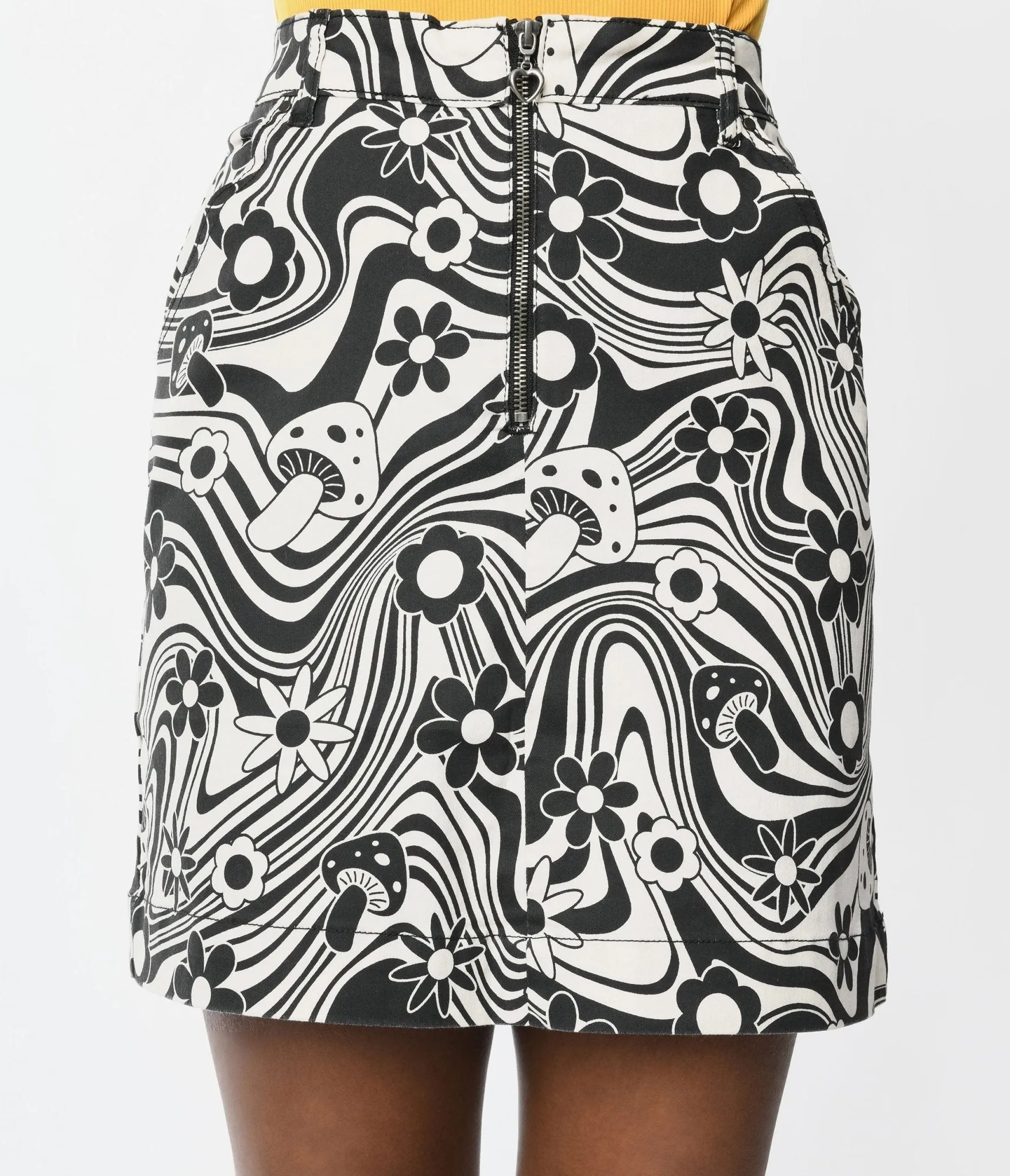 Retrolicious Black & White Groovy Penny Mini Skirt