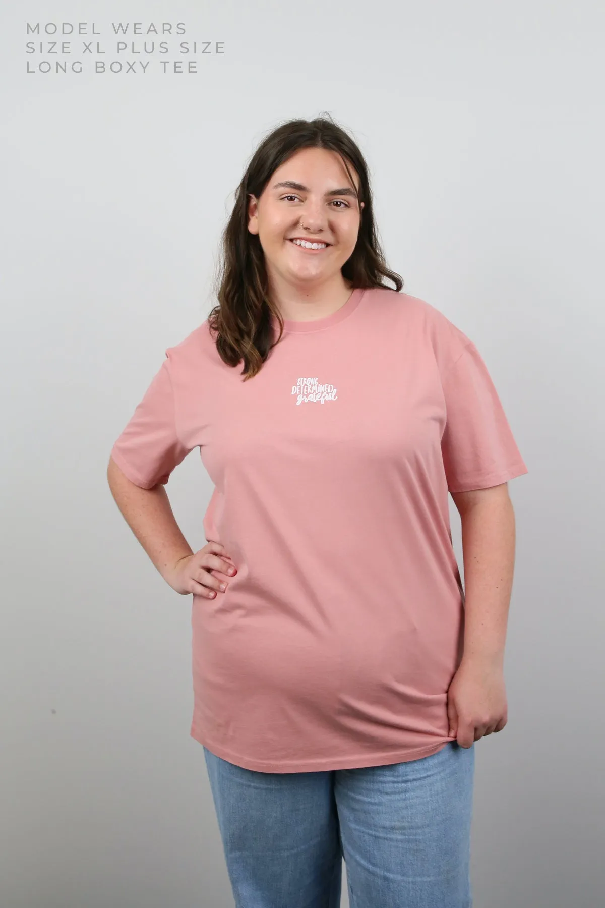 WORTHY BEAUTIFUL BRAVE  - Plus Size Long Boxy Tee - Dusty Rose with White Print